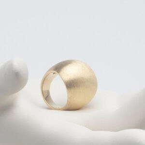 Anello fascia bombato oro satinato