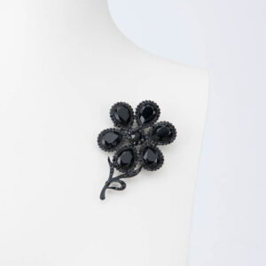 spilla fiore cristallo nero