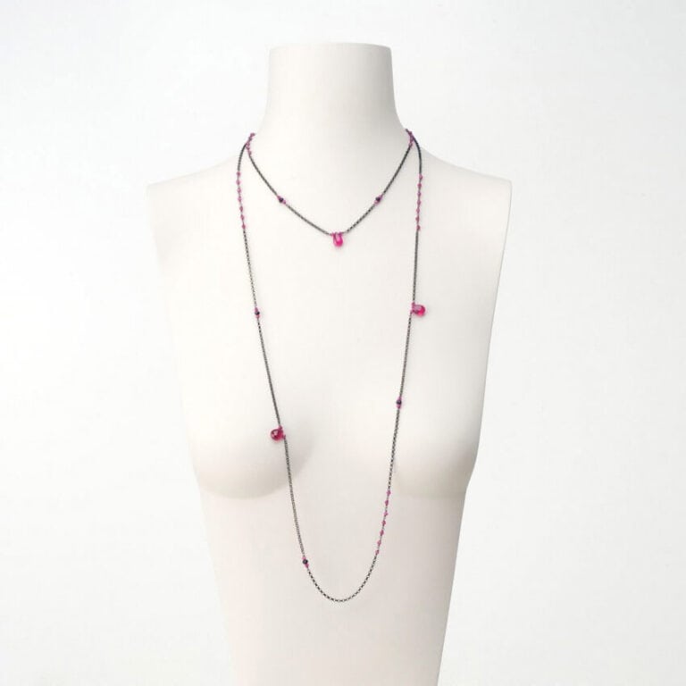 collana lunga nera rosso rubino
