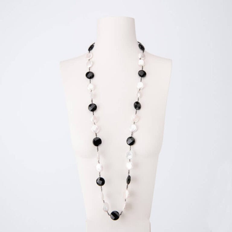 Collana lunga perle di fiume caramella e cristalli di jais sfaccettati 1