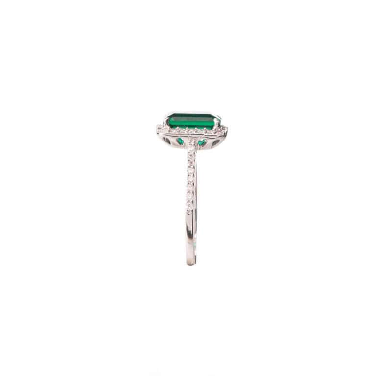 Anello solitario pietra centrale verde smeraldo 4