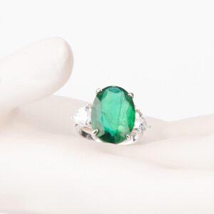 Anello tre pietre verde smeraldo ovale zirconi 4