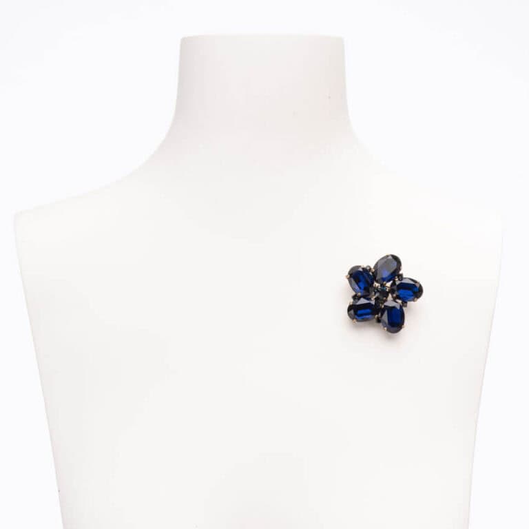 Spilla soggetto fiore cristallo blu scuro 2