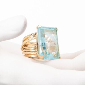 Anello moderno fascia alta pietra azzurra acqua marina 1