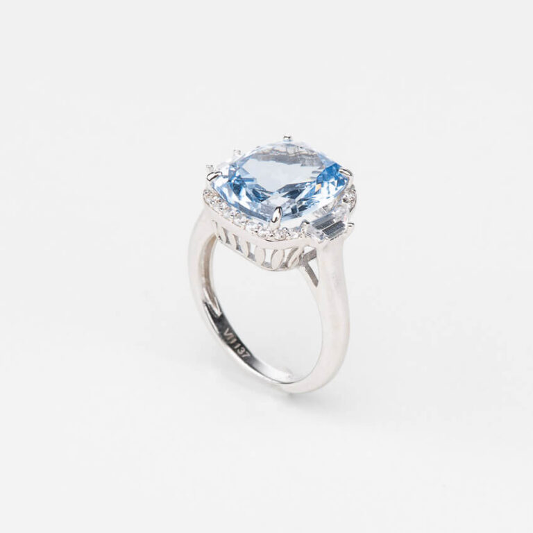Anello argento pietra centrale spinello acquamarina 3