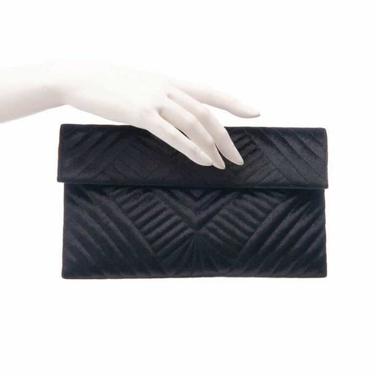 Pochette velluto trapuntato colore nero 02