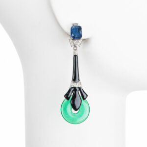 Orecchini pendenti clip stile liberty neri pietra blu oceano dettaglio verde smeraldo