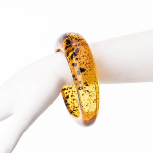Bracciale rigido resina color ambra nero fantasia animalier 2