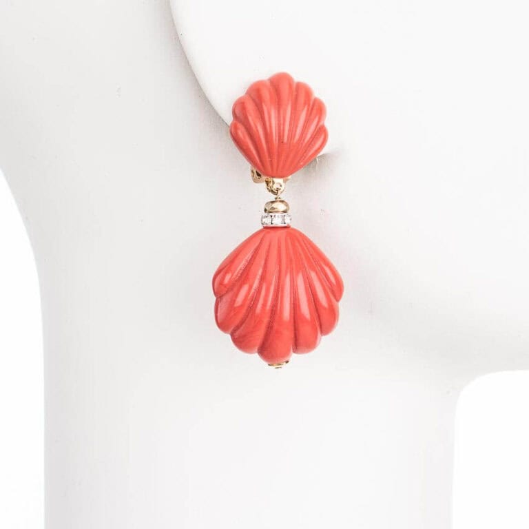 Orecchini clip conchiglia resina rosso corallo 1