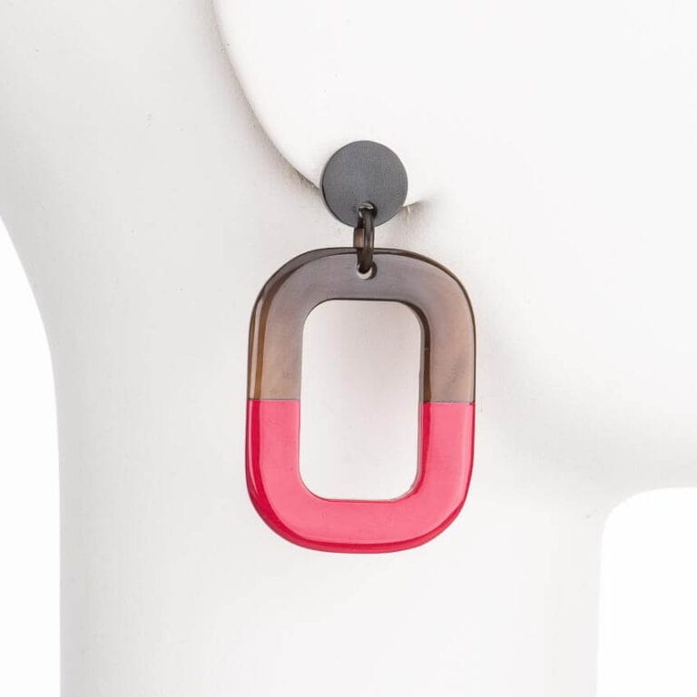 Orecchini moderni perno corno smalto rosso 1