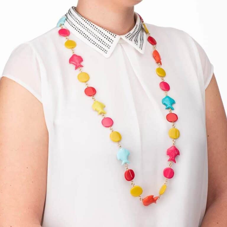 Collana lunga resina multicolor cialde pesci 3