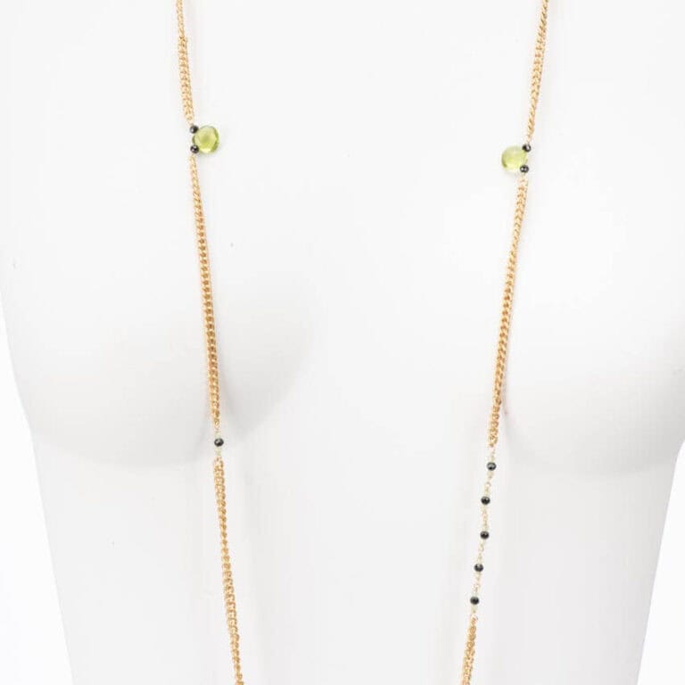 Collana lunga catena groumette oro e pietre colorate verde - immagine 2